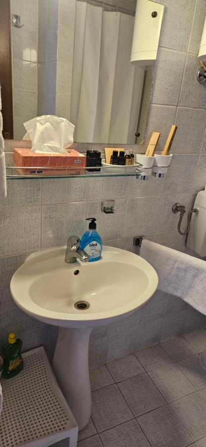 Salyna "Rooms Bela" Ічичі Екстер'єр фото